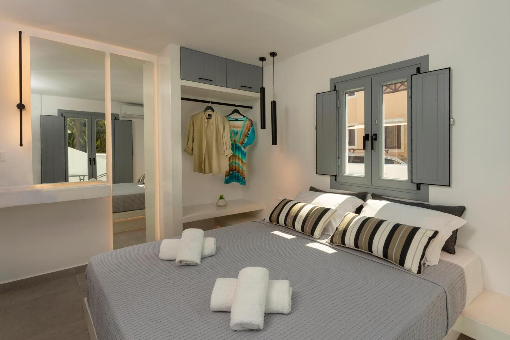 Linea Luxury Suites Тира Экстерьер фото